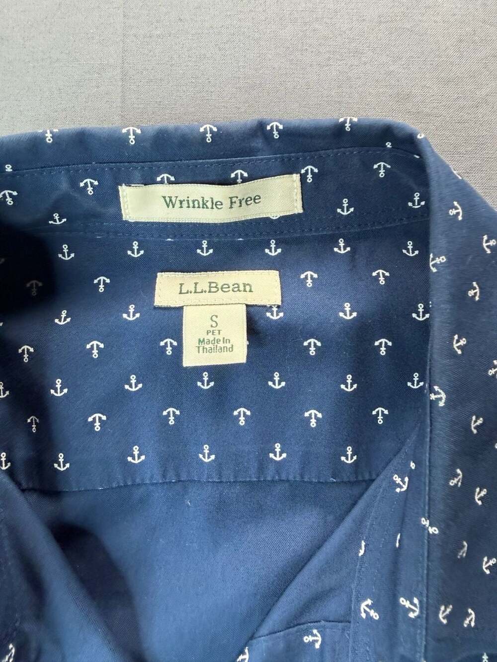 LL Bean Wrinkle Free Anchor Button Down Shirt Size S Pet Dark Blue - Picture 2 of 7
